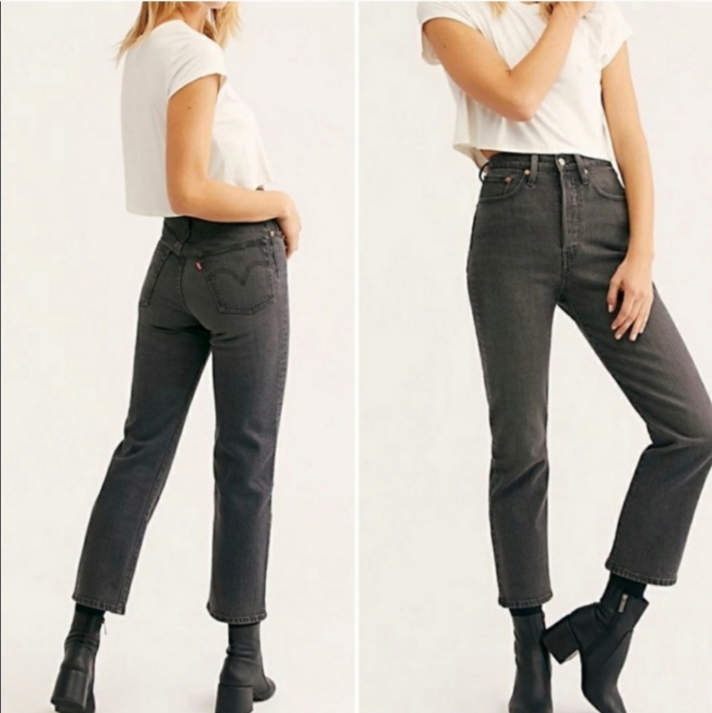 Levis Ribcage High Rise Button Ankle Straight Jean